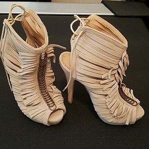 Colin Stuart heels